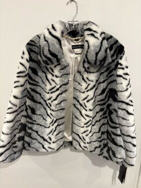Pamela McCoy Black & White Zebra Faux Fur Jacket